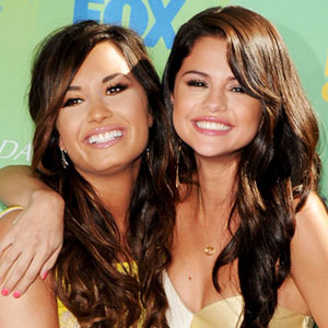 Teen Choice Awards, Selena Gomez, Demi Lovato Teen Choice Awards, Selena Gomez, Demi Lovato